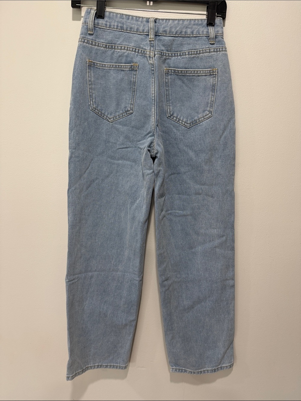 SHEIN Light Blue Women's Jeans - Picture 4 of 8